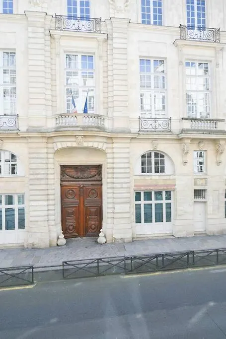 We Parisian The Marais Cozy Home 0*, パリ